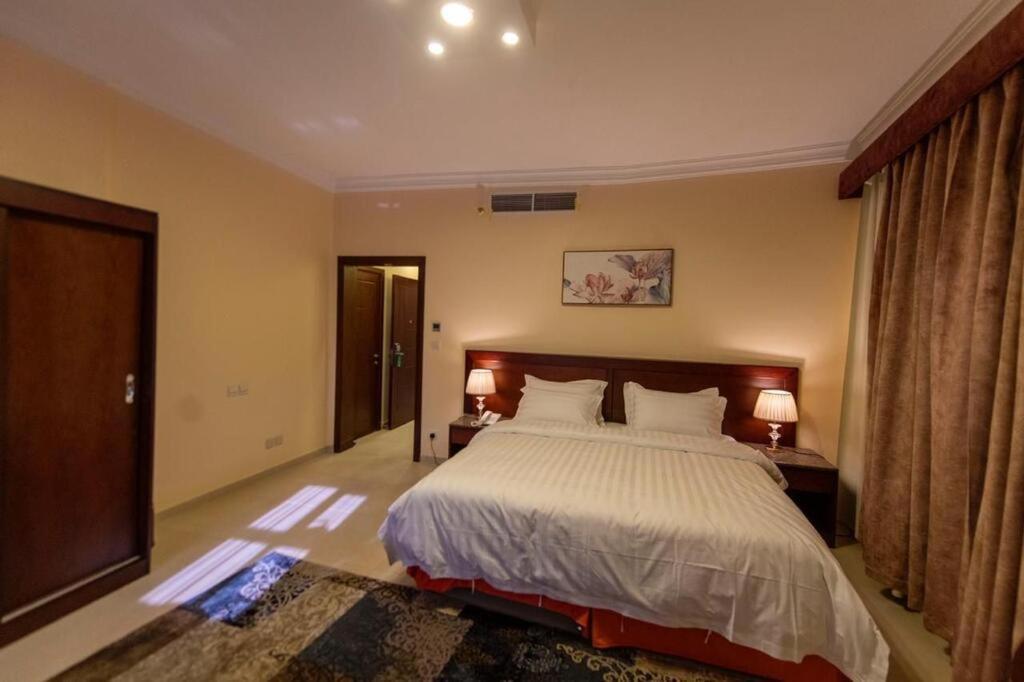 Al Ayniah Hotel Medina ภายนอก รูปภาพ